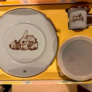 Children’s 3 piece dinner set. New in box.